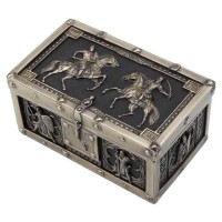 Battling Crusader Hinged Trinket Chest