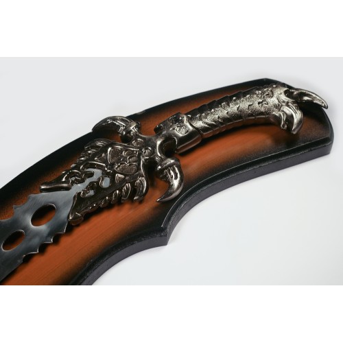 Curved Eagle Fantasy Knife