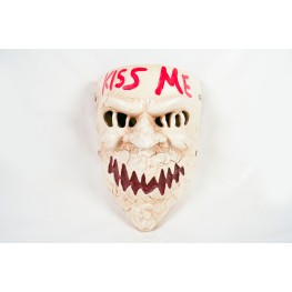 Resin Kiss Me Mask
