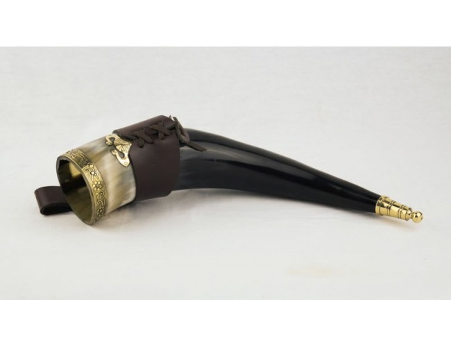 Thor Horn with Leather Belt Frog