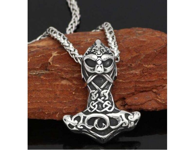 Berserker Mjolnir in Viking Pouch