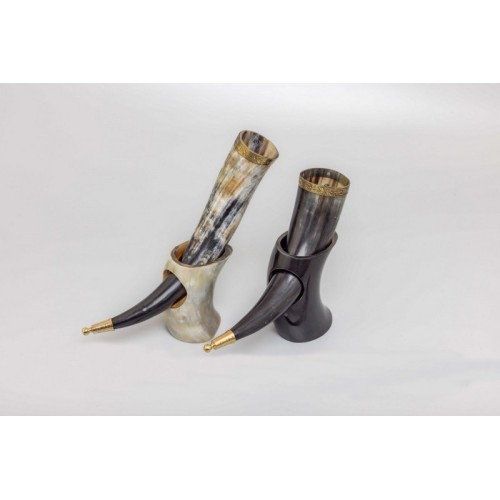 Direwolf Wolf Drinking Horn with Horn Stand