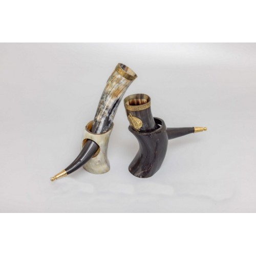 Direwolf Wolf Drinking Horn with Horn Stand