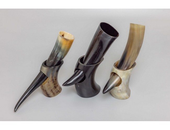 Genuine Horn Drinking Horn with Genuine Horn Table Stand